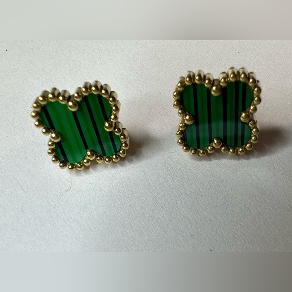 Clover earrings green